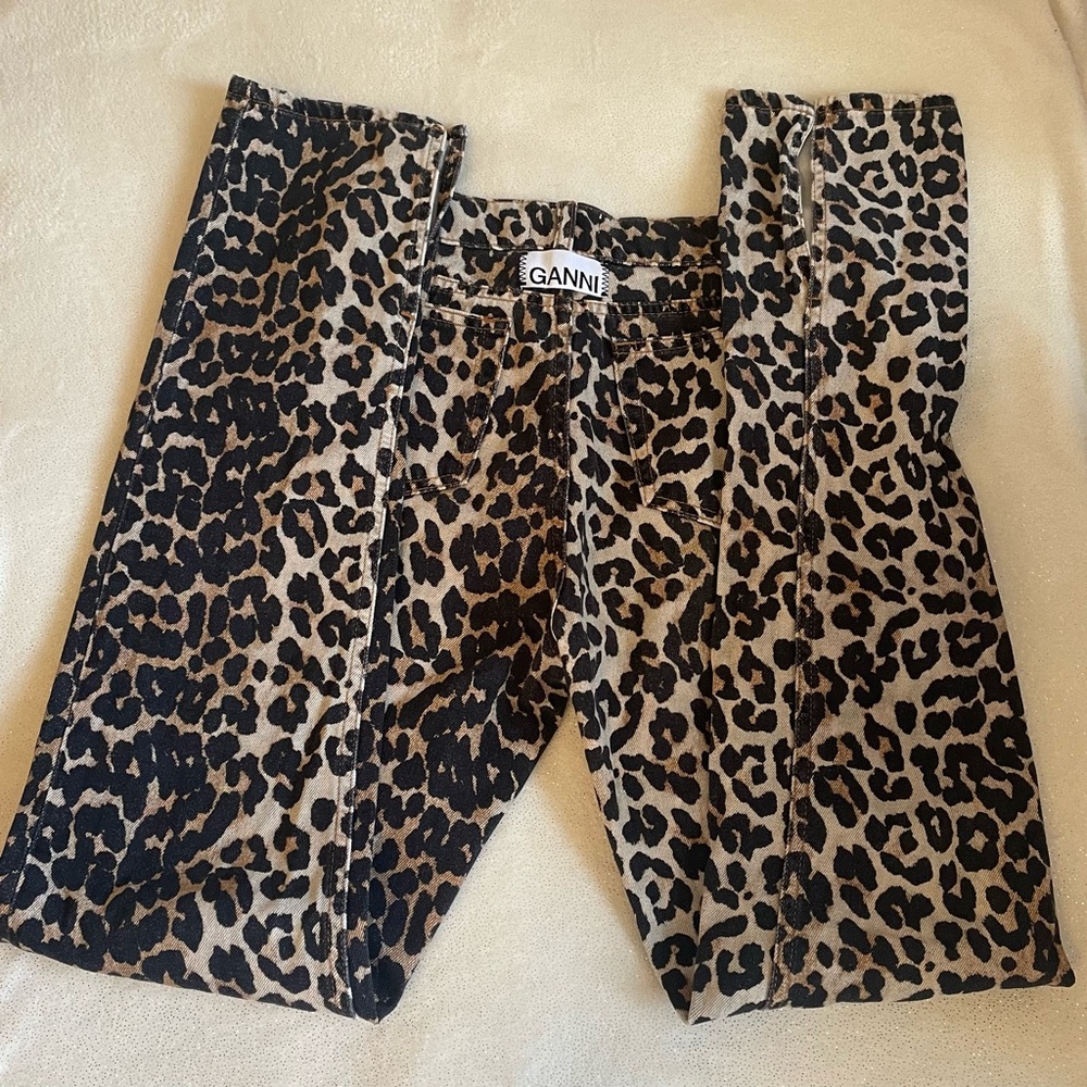 GANNI LEOPARD PRINT SPLIT HEM JEANS✨ - Picture 9 of 9